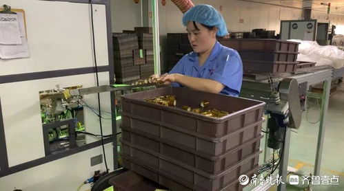 從酒瓶蓋到千億藍海 噴涂酒瓶如何“擰”出產業新天地